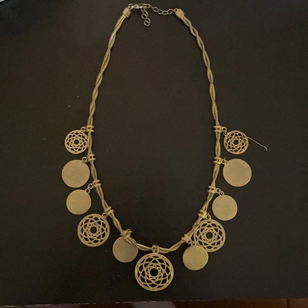 Necklace with Circular Pendants Gold Color
